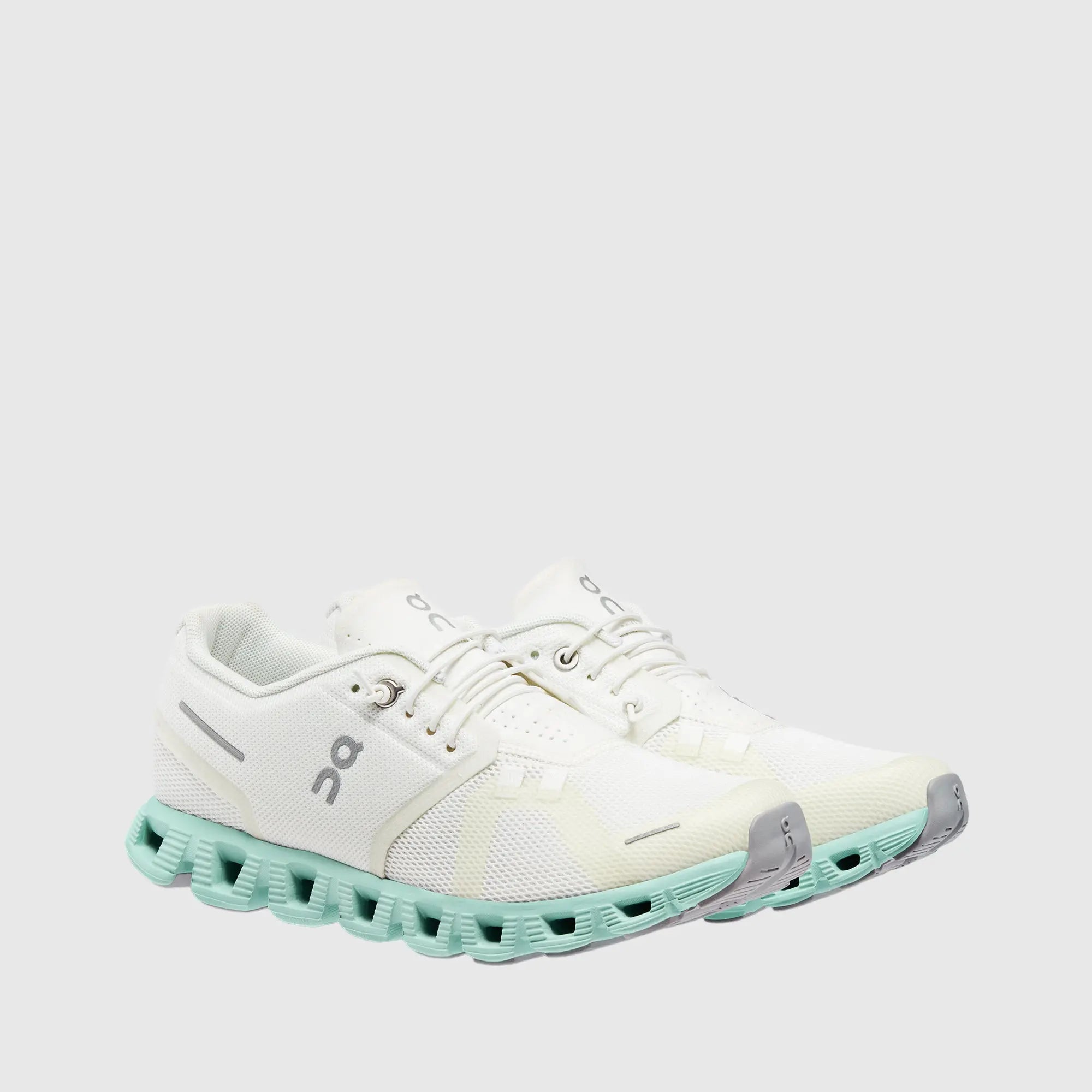 On Women's Cloud 5 Undyed White Creek